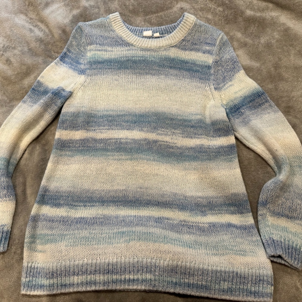 GAP long sleeve